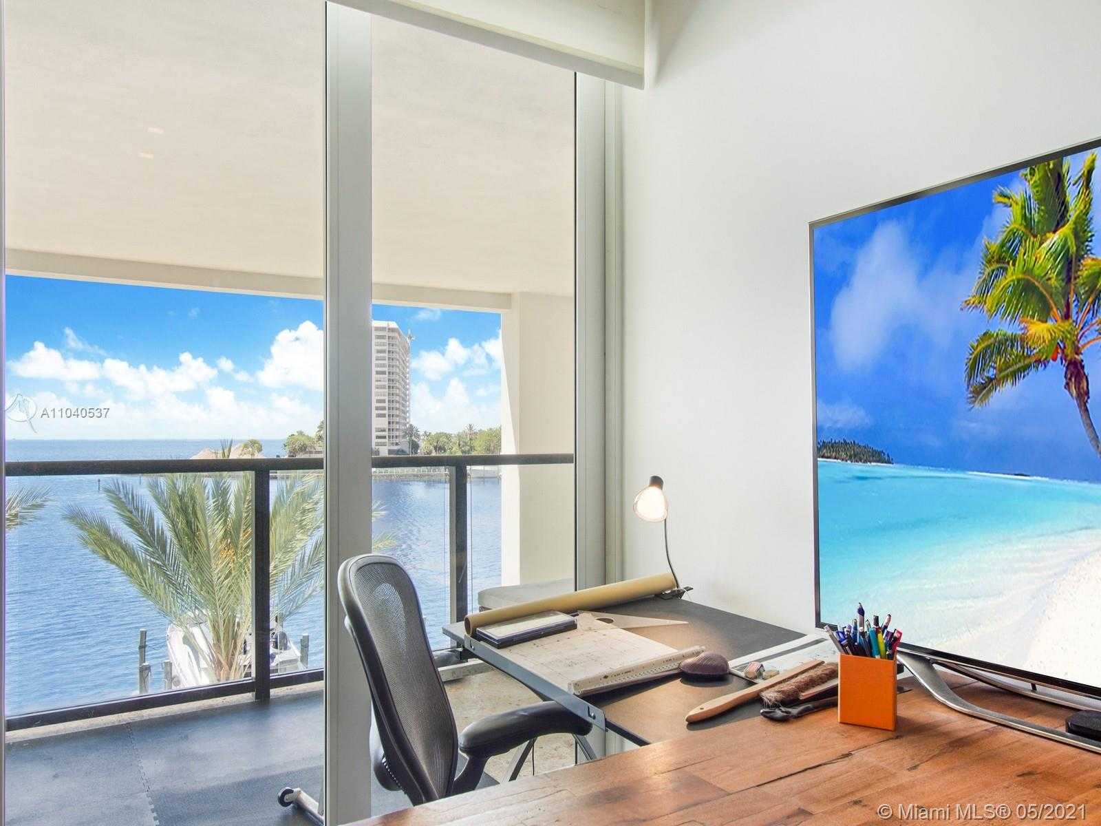 Small Image of 3535 HIAWATHA AVE #304, Miami Number 16