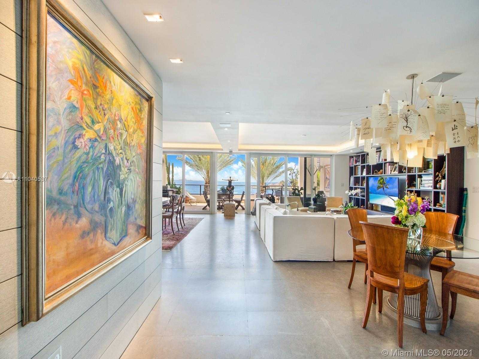Small Image of 3535 HIAWATHA AVE #304, Miami Number 3