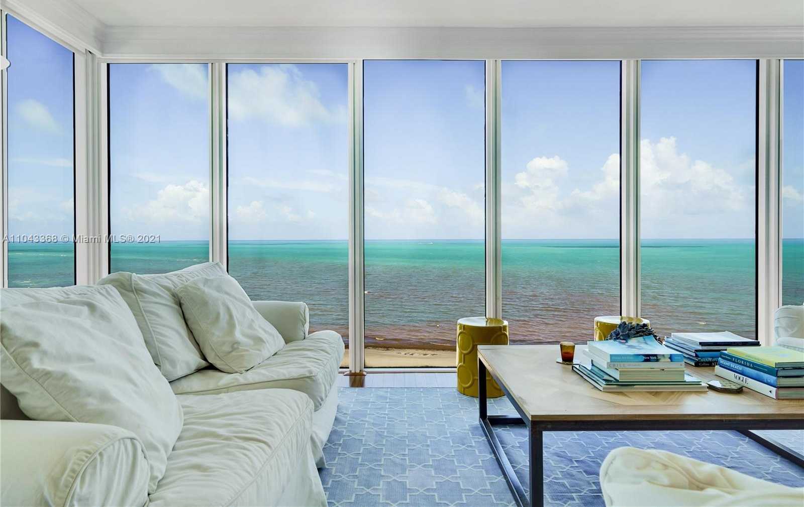 Small Image of 200 OCEAN LANE DR #1001, Key Biscayne Number 2
