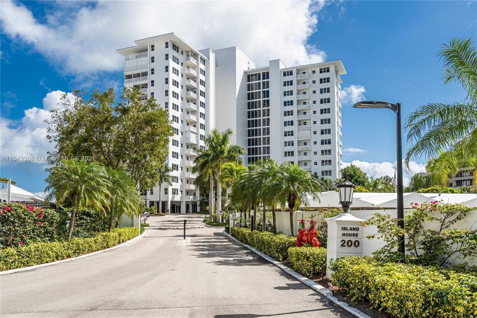 Small Image of 200 OCEAN LANE DR #1001, Key Biscayne Number 25
