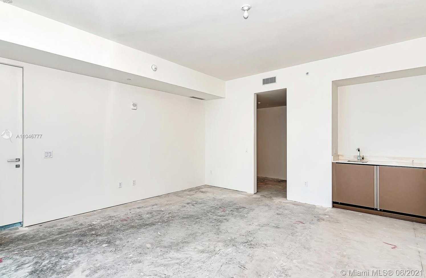 Small Image of 18975 COLLINS AVE #1702, Sunny Isles Beach Number 9