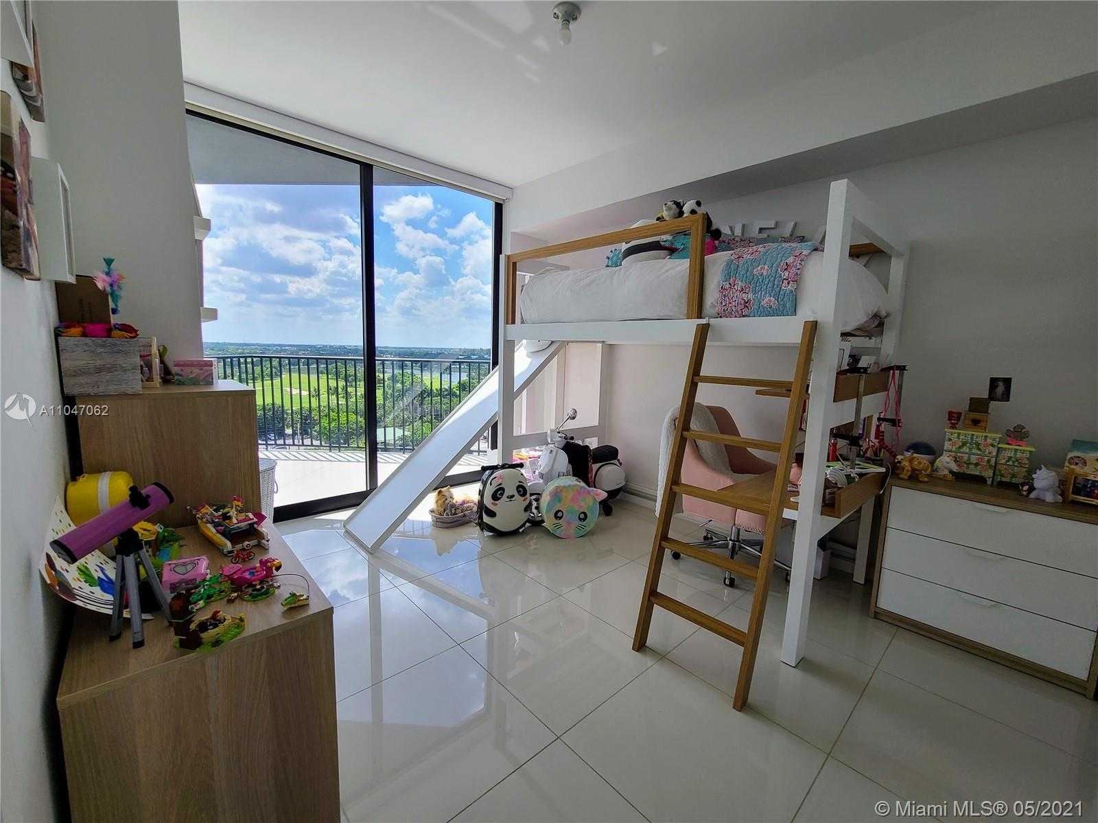 Small Image of 5252 NORTH WEST 85TH AVE #1004, Doral Number 13