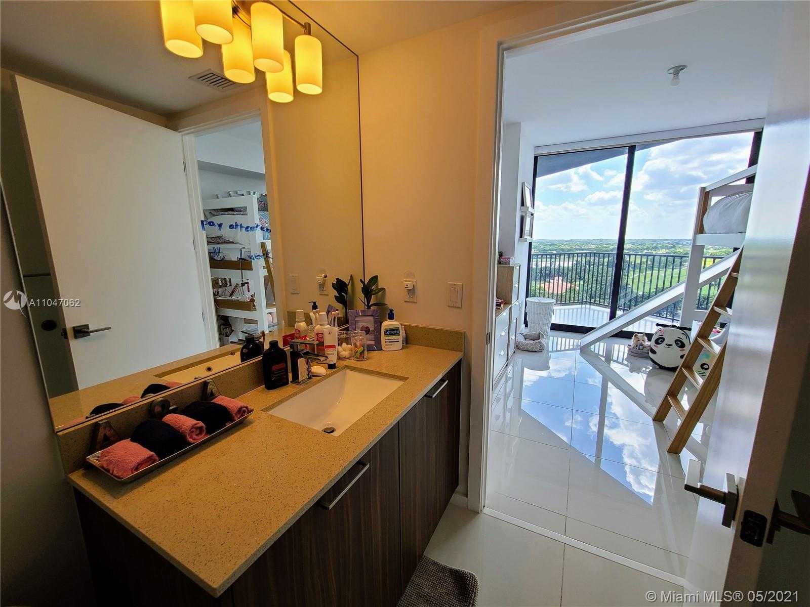 Small Image of 5252 NORTH WEST 85TH AVE #1004, Doral Number 16