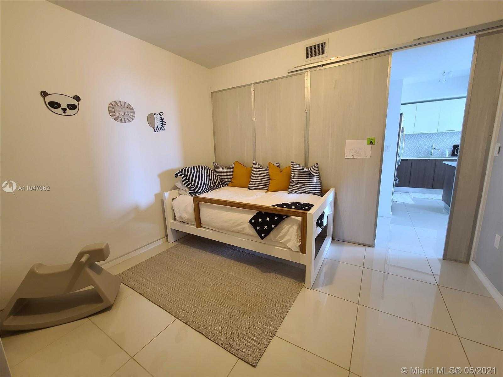 Small Image of 5252 NORTH WEST 85TH AVE #1004, Doral Number 19