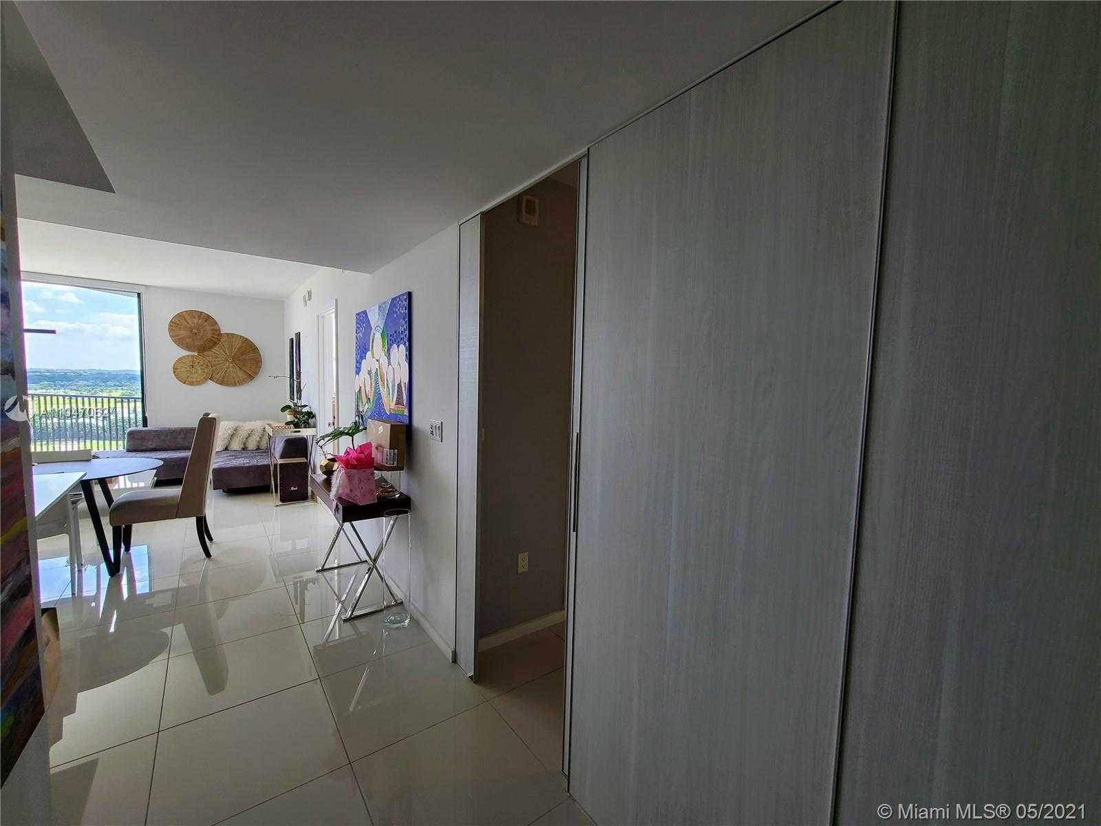 Small Image of 5252 NORTH WEST 85TH AVE #1004, Doral Number 4