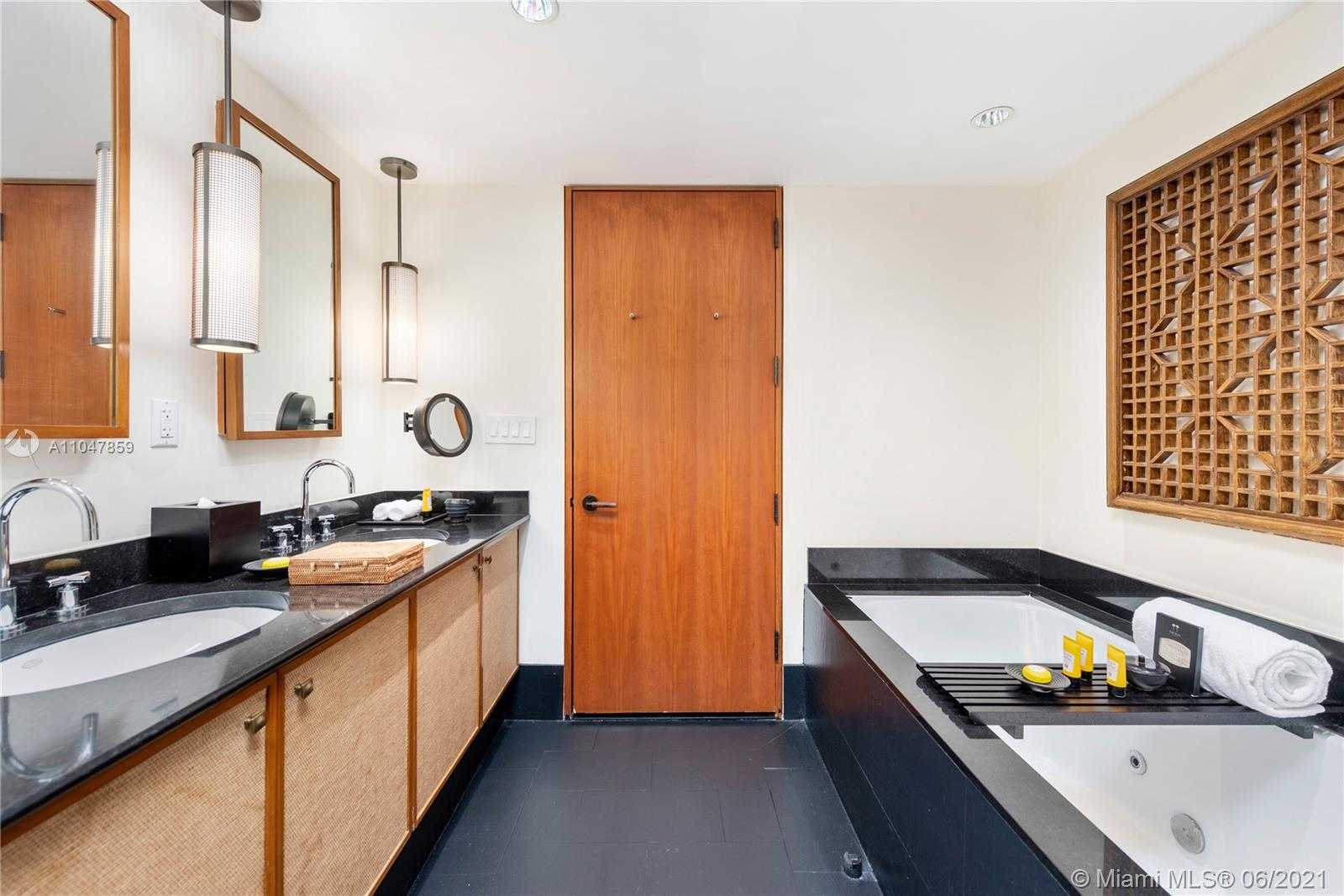 Small Image of 101 20TH ST #3403, Miami Beach Number 13