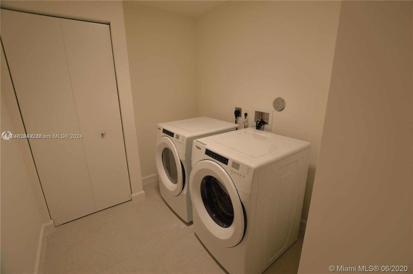 Small Image of 5350 NORTH WEST 84TH AVE #613, Doral Number 12