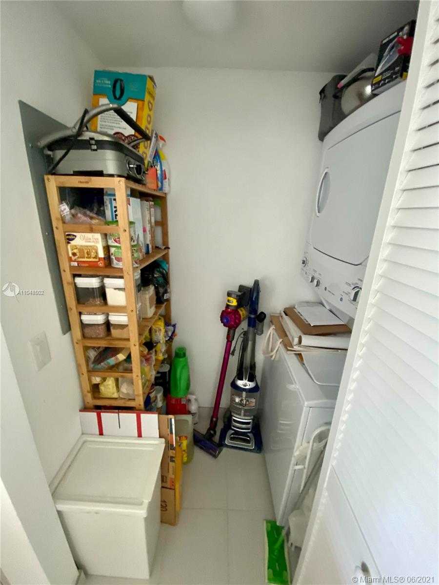 Small Image of 4250 BISCAYNE BLVD #1216, Miami Number 14