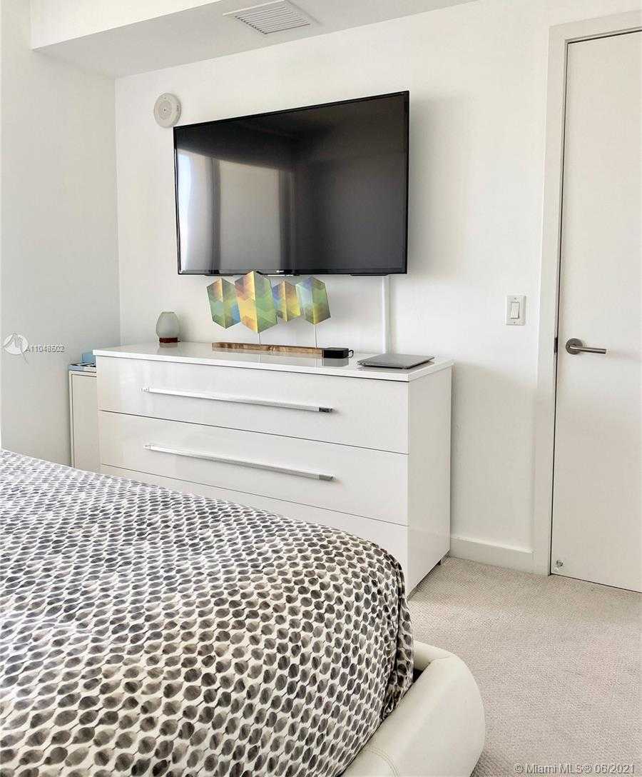 Small Image of 4250 BISCAYNE BLVD #1216, Miami Number 18