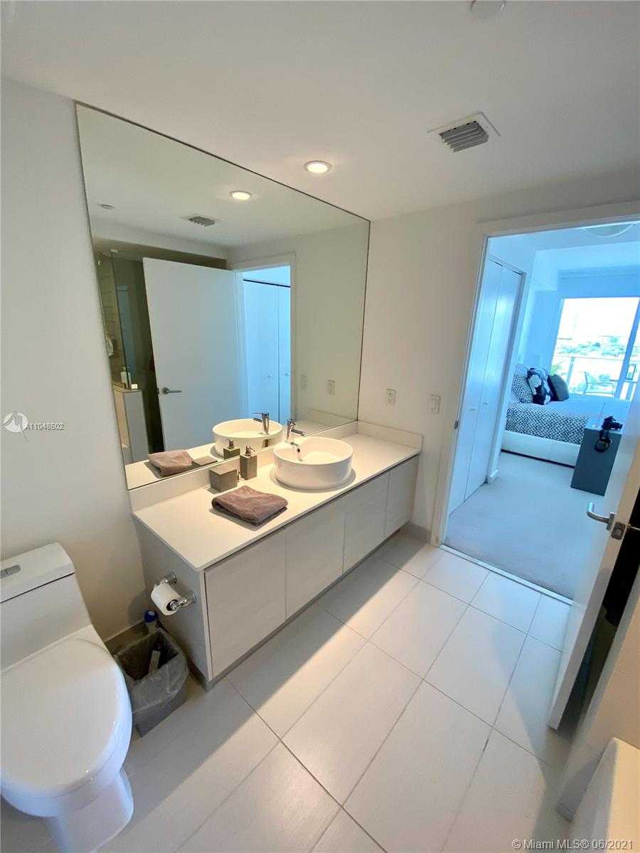 Small Image of 4250 BISCAYNE BLVD #1216, Miami Number 22
