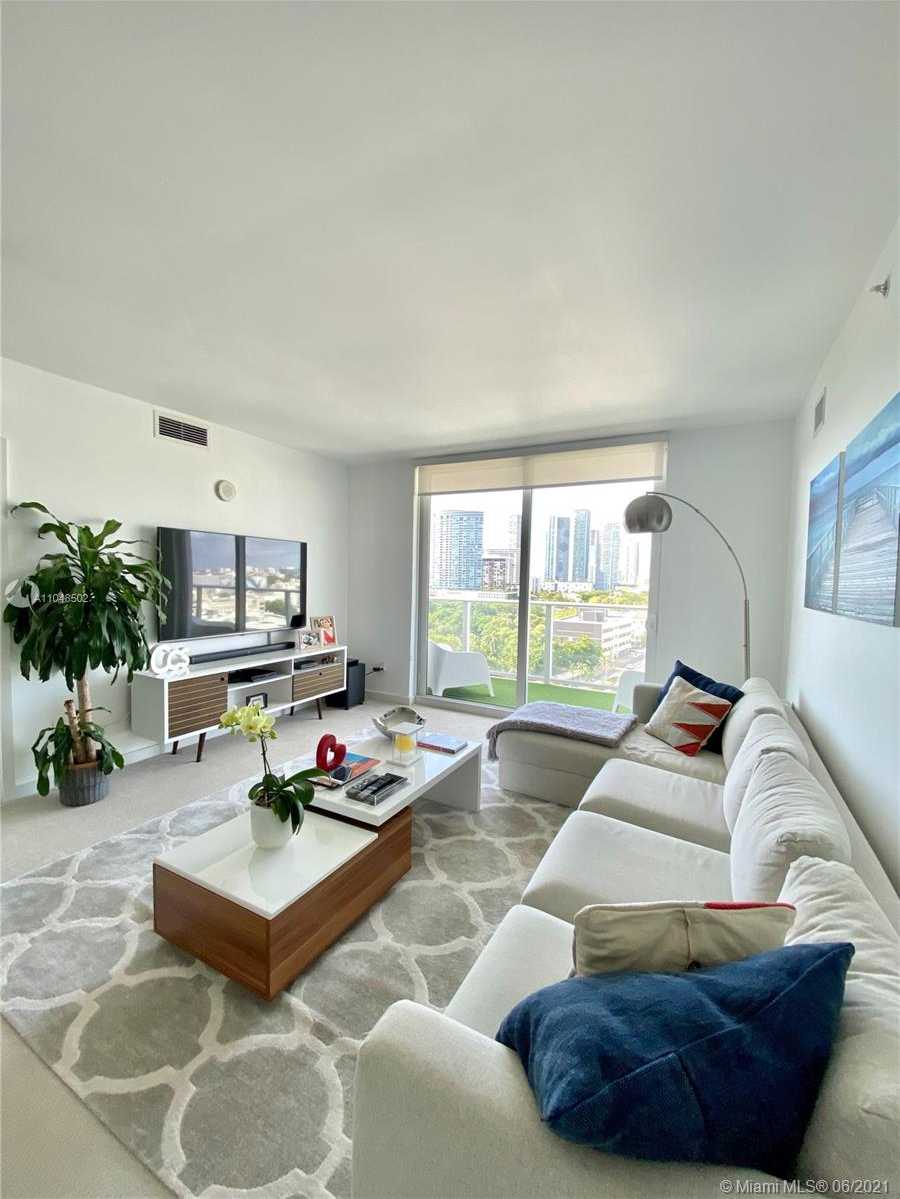 Small Image of 4250 BISCAYNE BLVD #1216, Miami Number 3