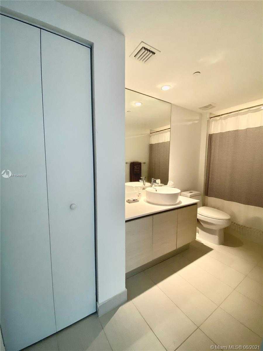 Small Image of 4250 BISCAYNE BLVD #1216, Miami Number 38
