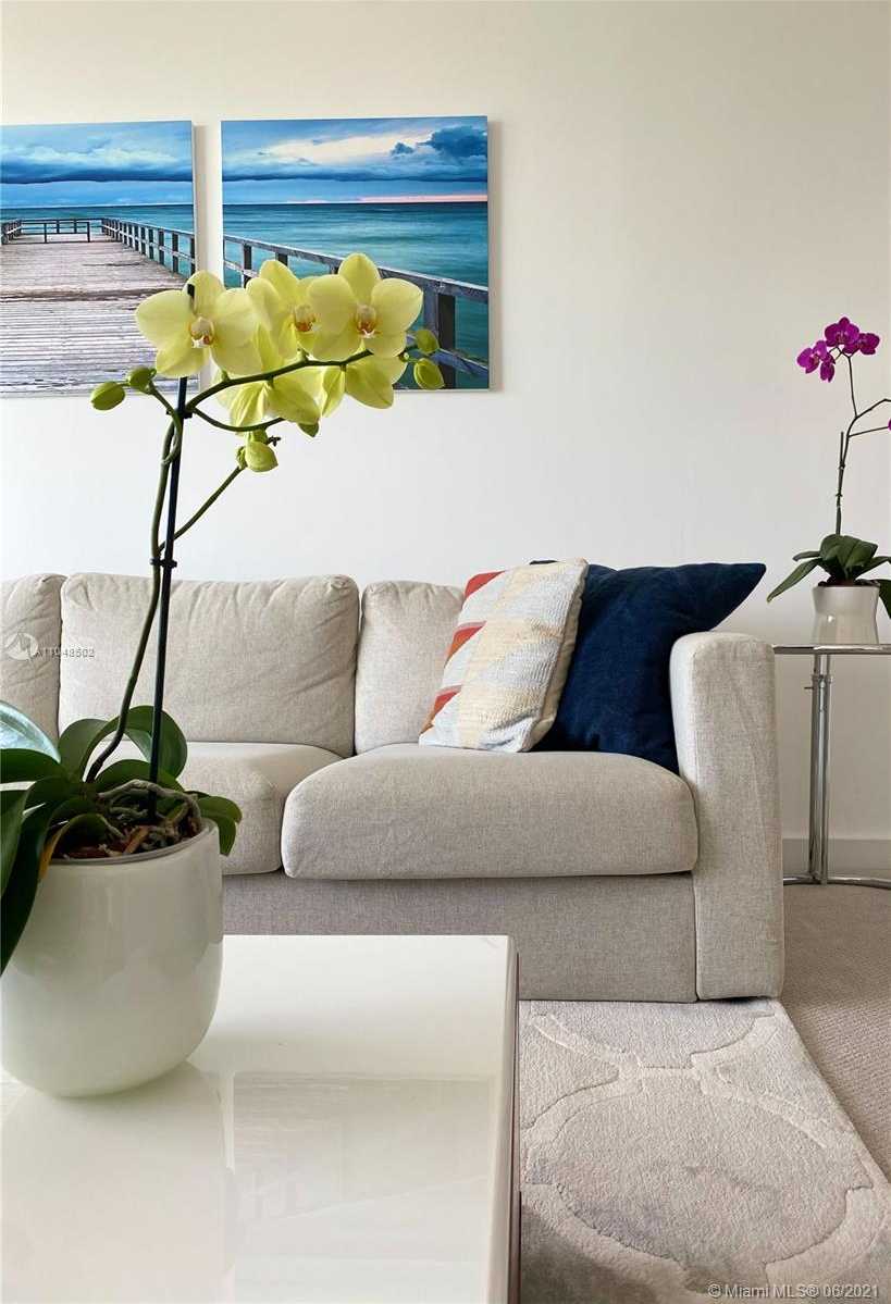 Small Image of 4250 BISCAYNE BLVD #1216, Miami Number 7