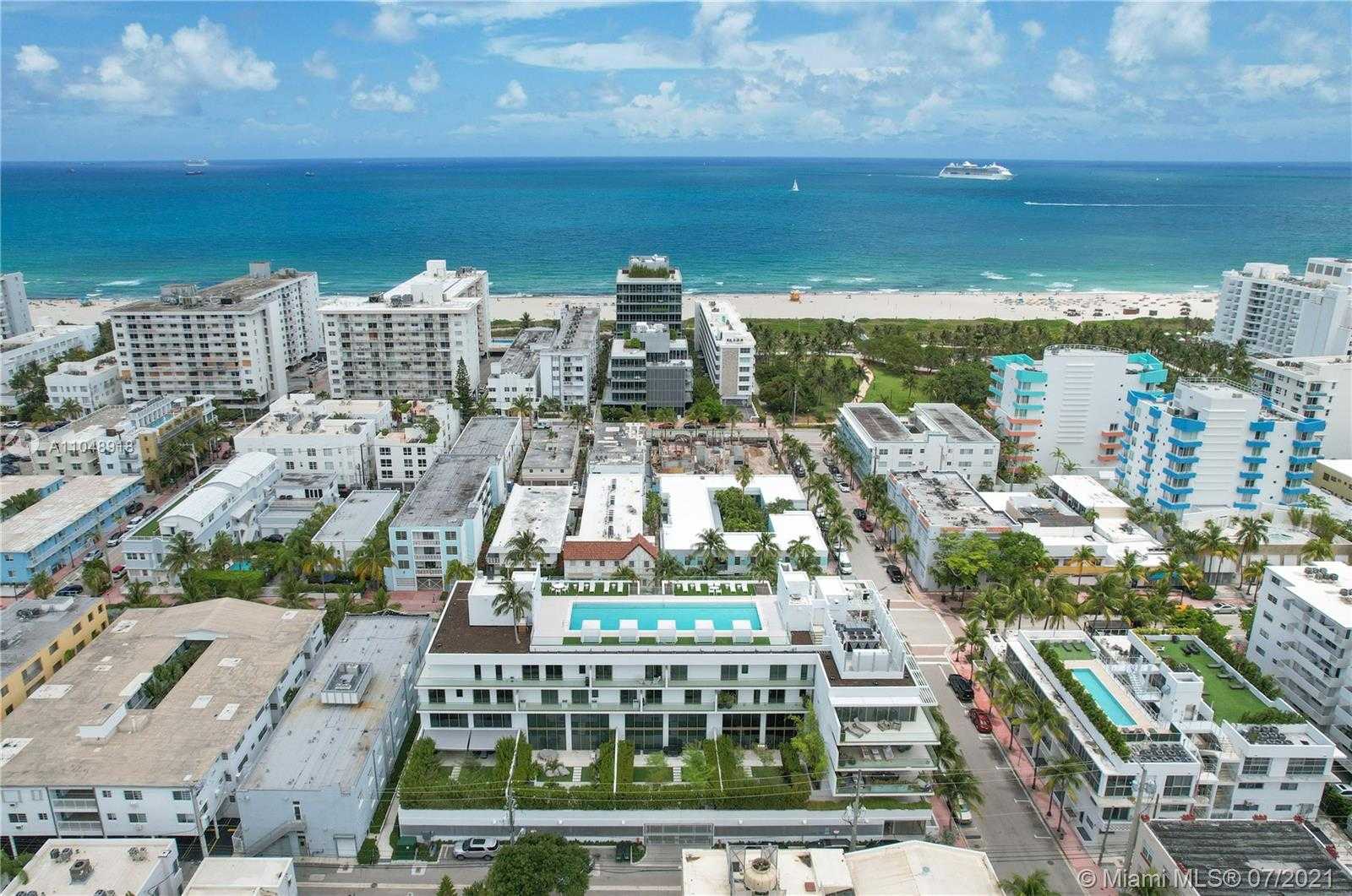 Small Image of 300 COLLINS AVE #3A, Miami Beach Number 15