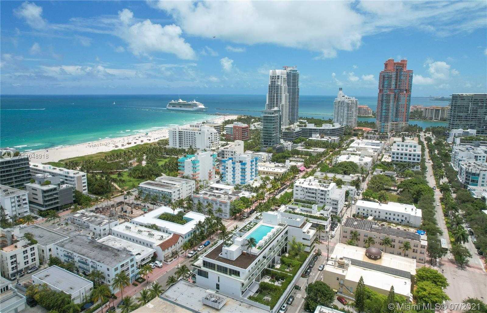 Small Image of 300 COLLINS AVE #3A, Miami Beach Number 17
