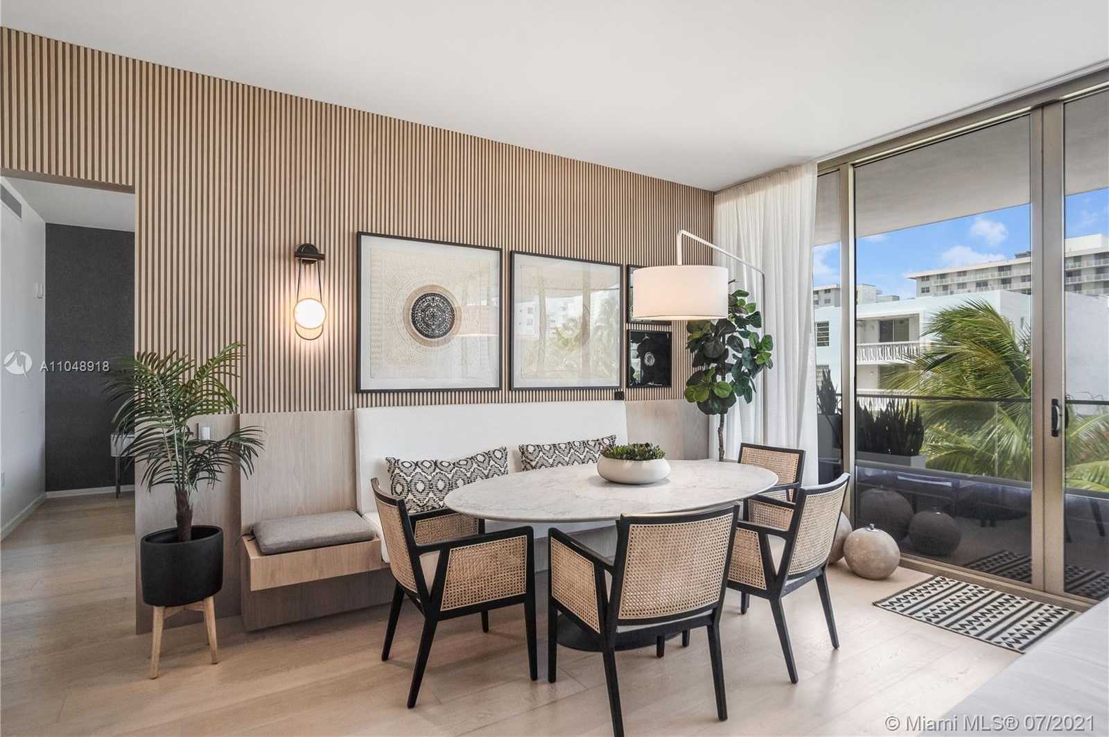 Small Image of 300 COLLINS AVE #3A, Miami Beach Number 2