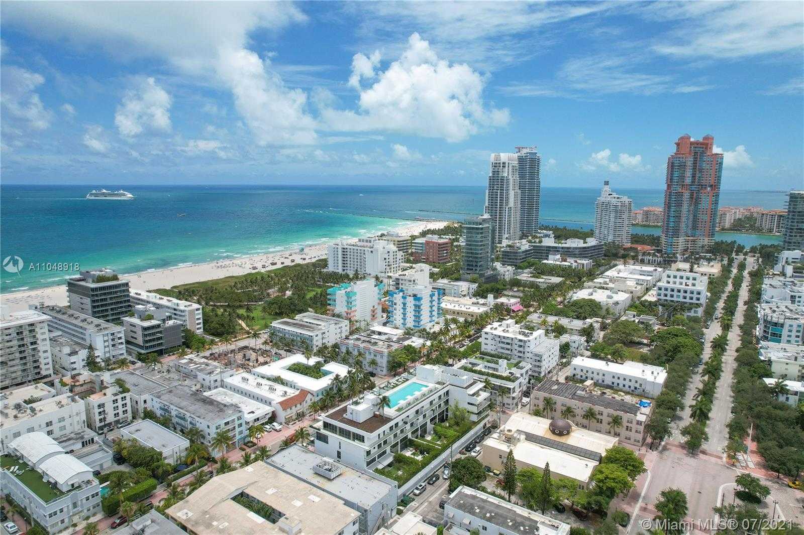 Small Image of 300 COLLINS AVE #3A, Miami Beach Number 20