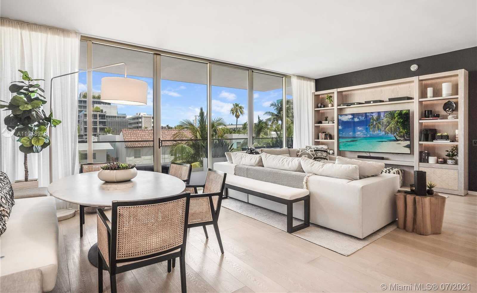 Small Image of 300 COLLINS AVE #3A, Miami Beach Number 6