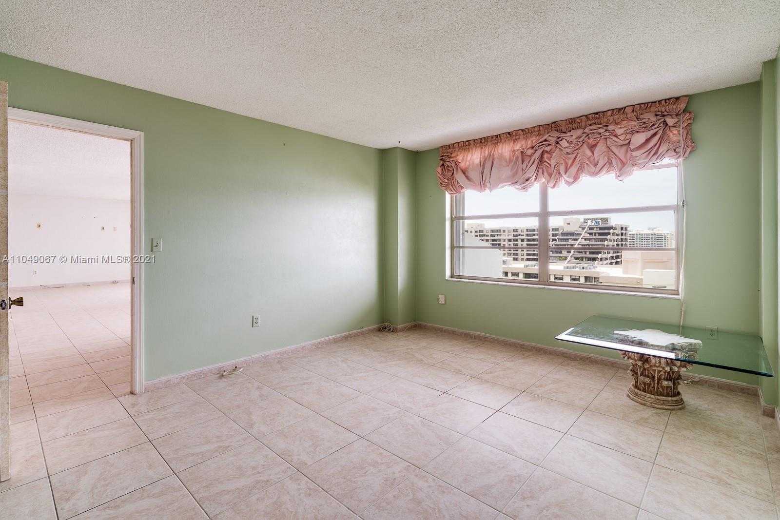 Small Image of 155 OCEAN LANE DR #1205/1203, Key Biscayne Number 10