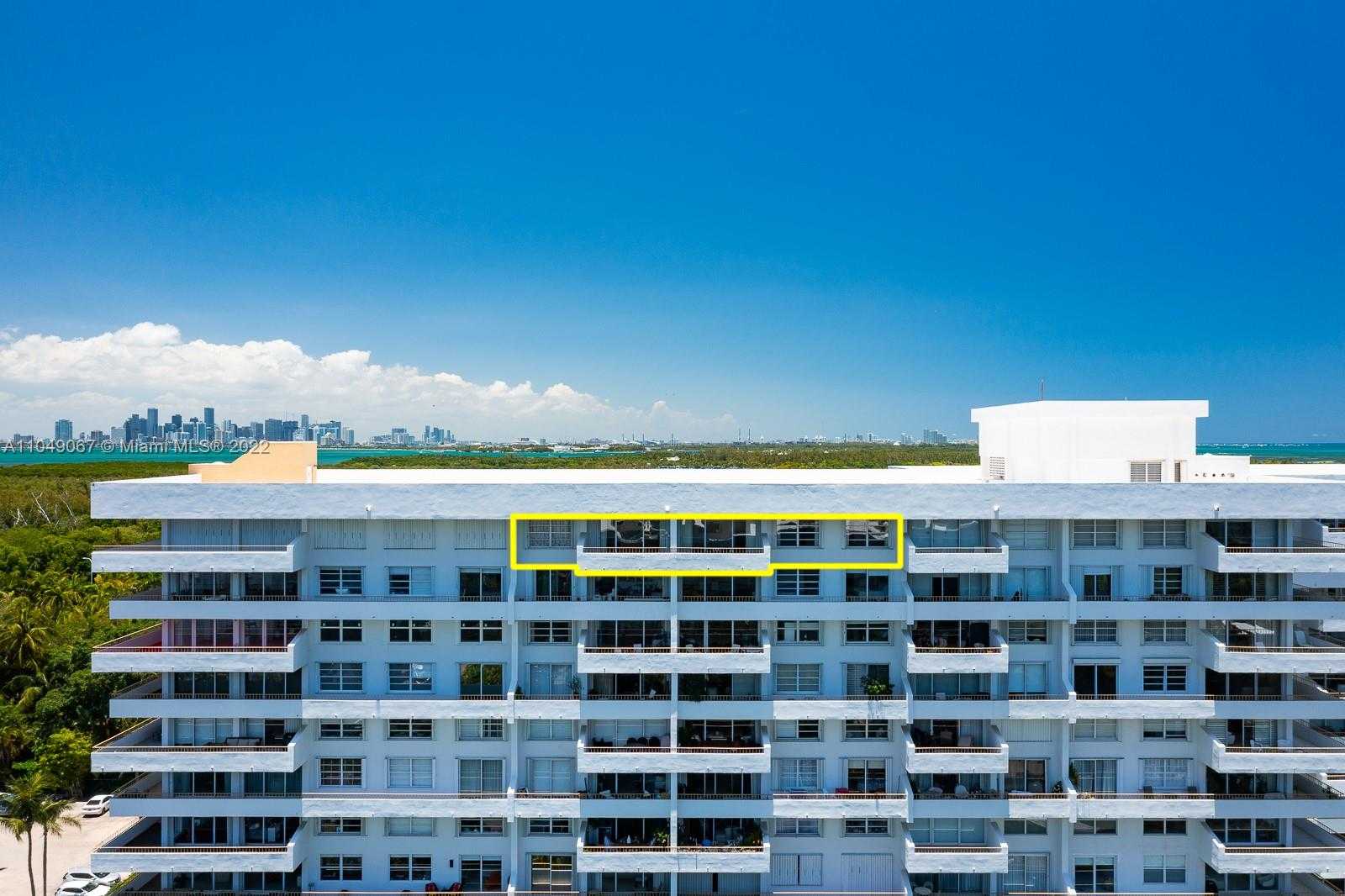 Small Image of 155 OCEAN LANE DR #1205/1203, Key Biscayne Number 14