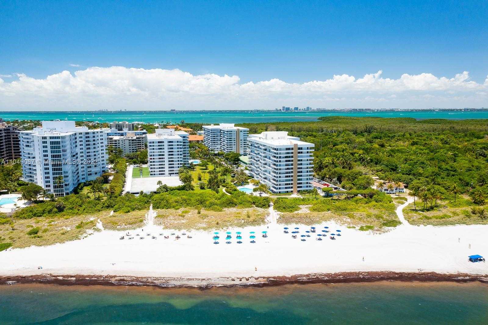 Small Image of 155 OCEAN LANE DR #1205/1203, Key Biscayne Number 2