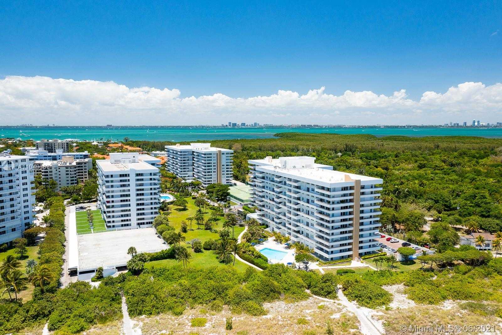 Small Image of 155 OCEAN LANE DR #1205/1203, Key Biscayne Number 24