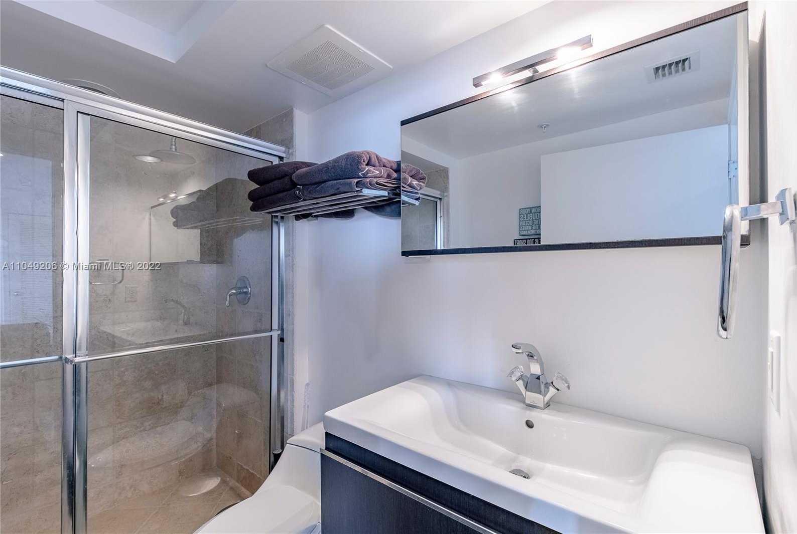 Small Image of 18201 COLLINS AVE #1709, Sunny Isles Beach Number 37
