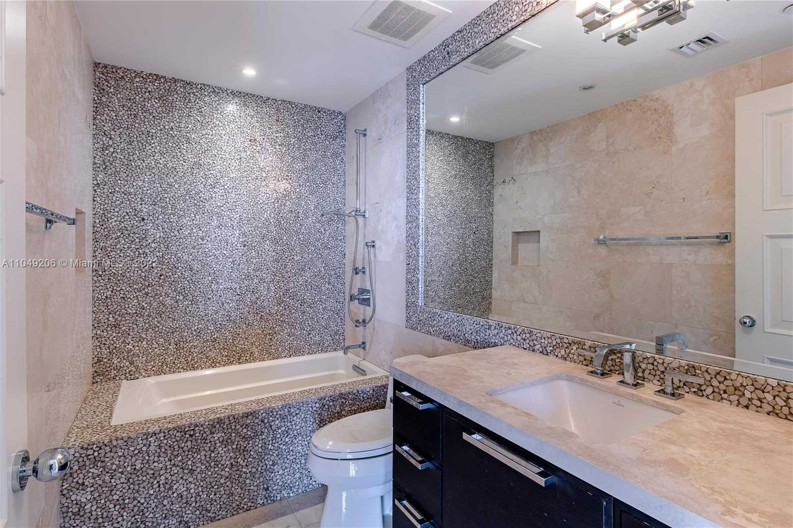 Small Image of 18201 COLLINS AVE #1709, Sunny Isles Beach Number 47
