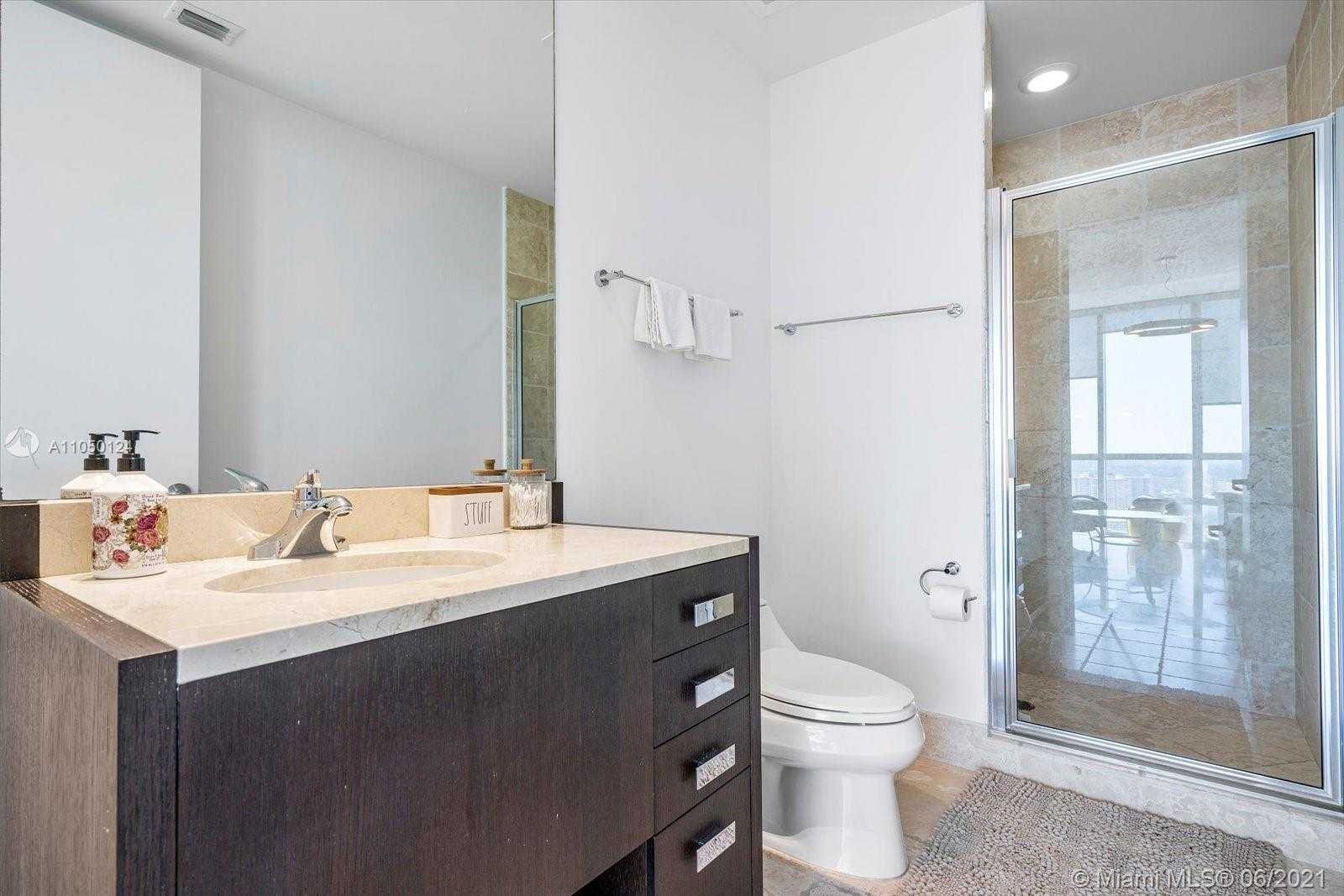 Small Image of 18201 COLLINS AVE #4207, Sunny Isles Beach Number 24