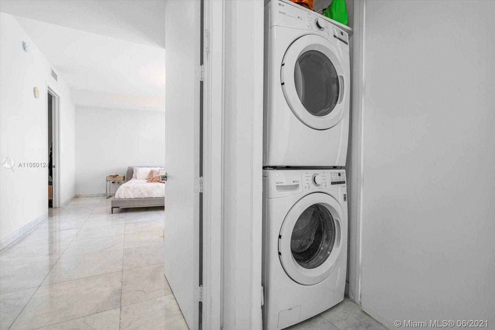 Small Image of 18201 COLLINS AVE #4207, Sunny Isles Beach Number 29