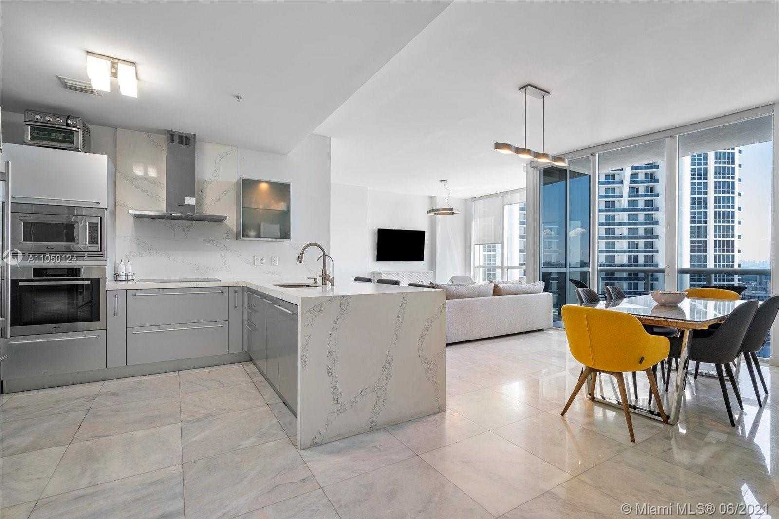 Small Image of 18201 COLLINS AVE #4207, Sunny Isles Beach Number 3