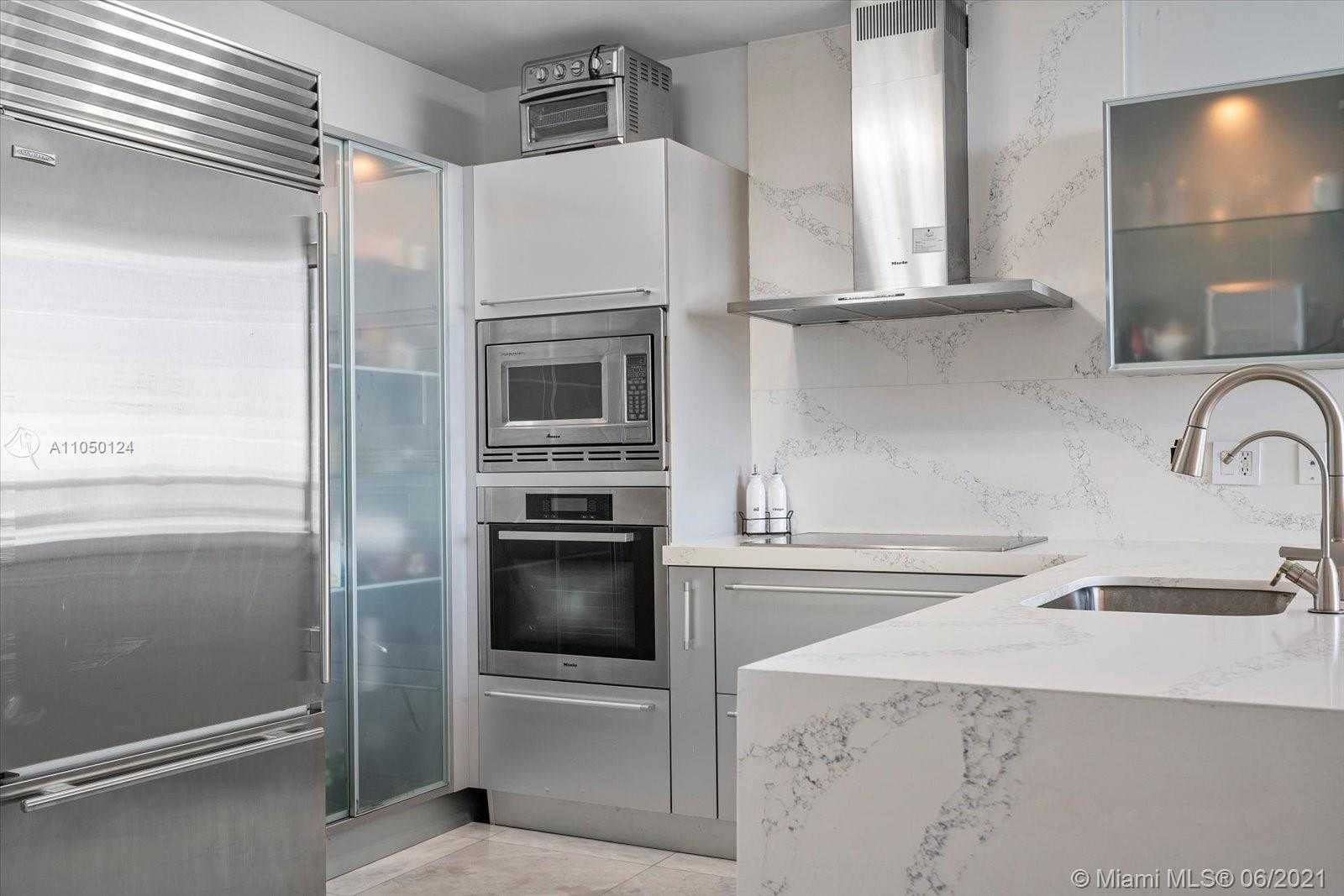 Small Image of 18201 COLLINS AVE #4207, Sunny Isles Beach Number 6
