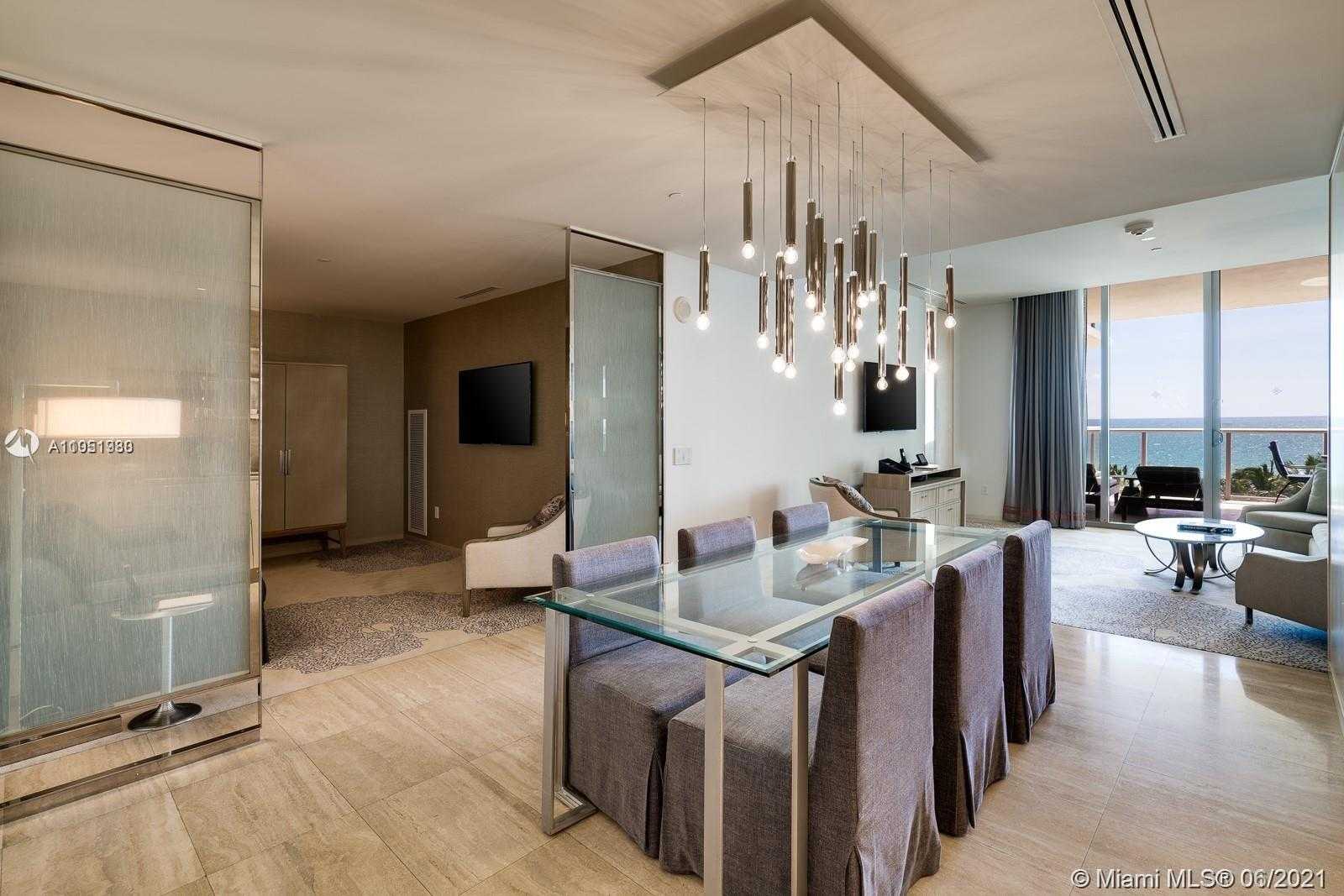 Small Image of 9703 COLLINS #602, Bal Harbour Number 10