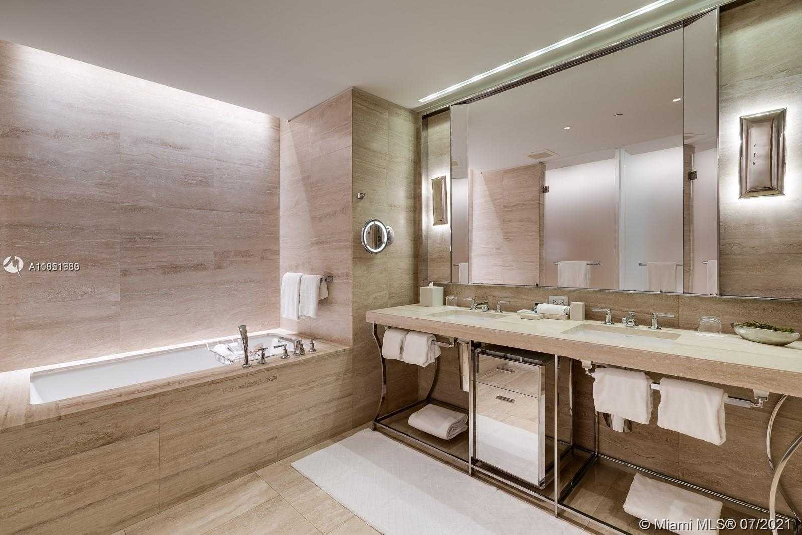 Small Image of 9703 COLLINS #602, Bal Harbour Number 6