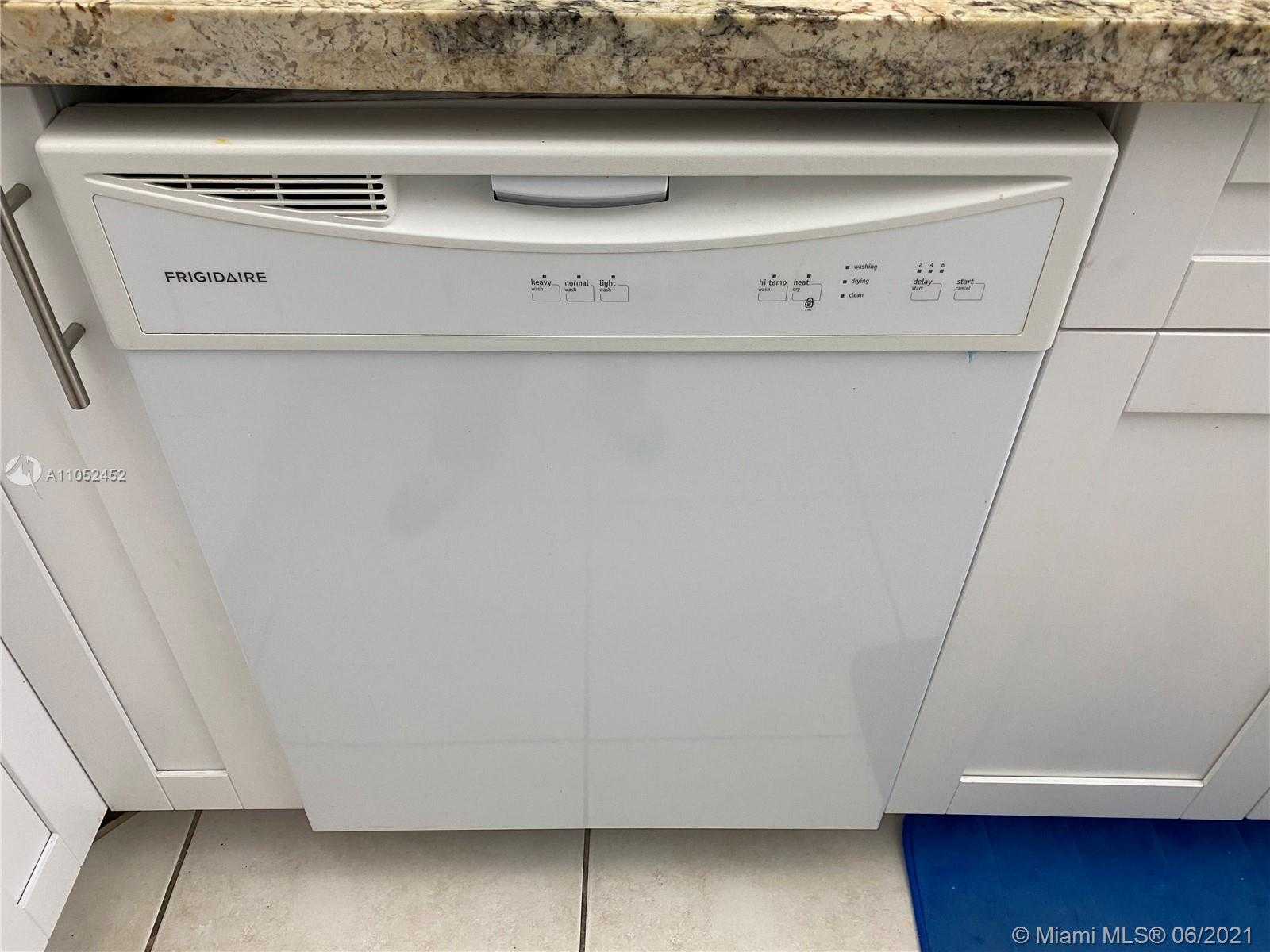 Small Image of 251 GALEN DR #303E, Key Biscayne Number 12