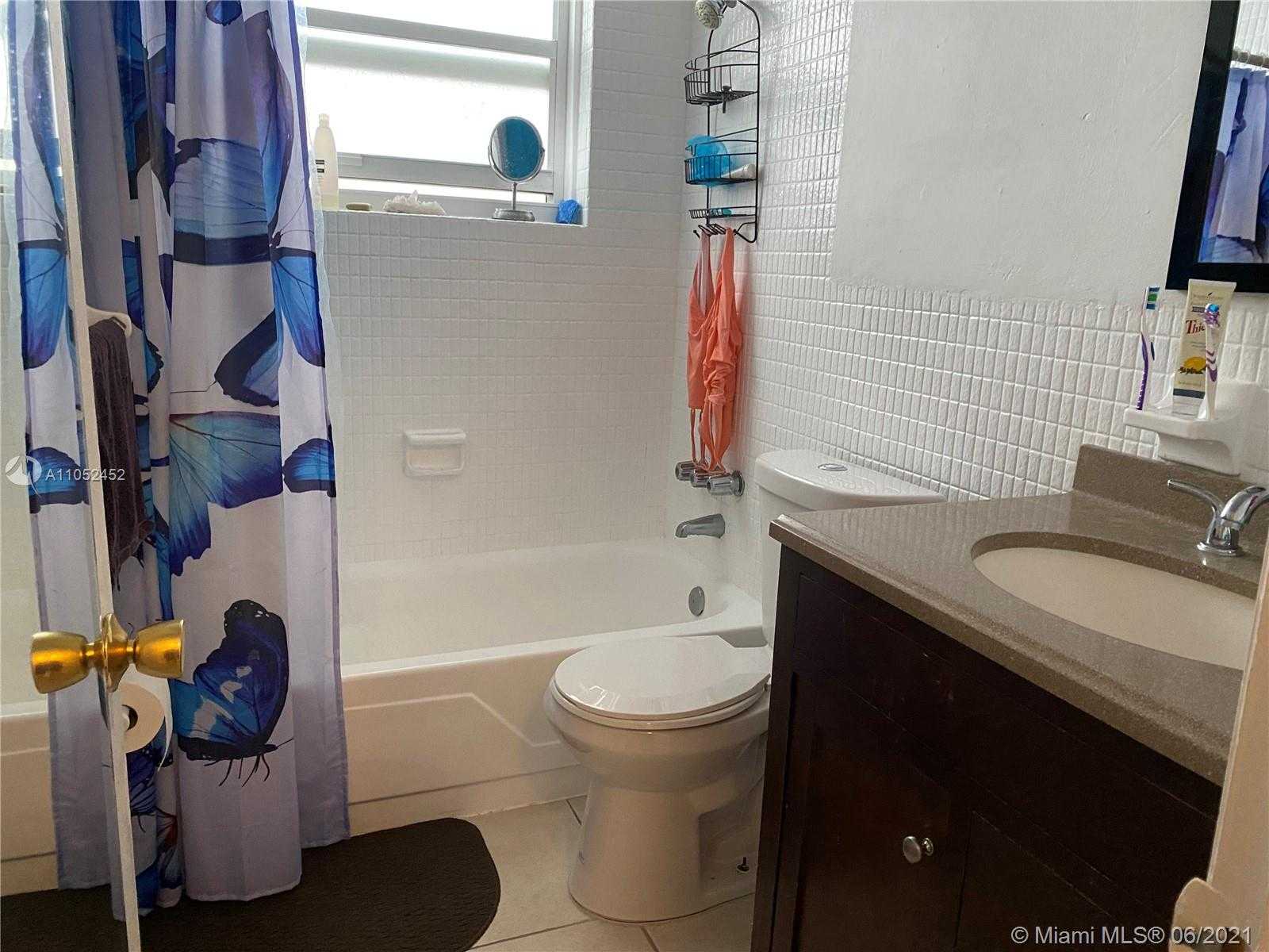 Small Image of 251 GALEN DR #303E, Key Biscayne Number 18