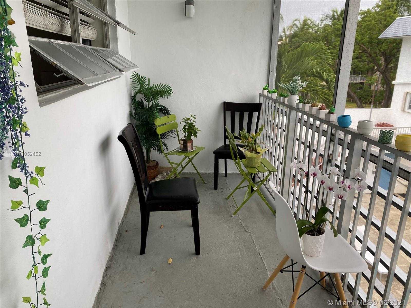 Small Image of 251 GALEN DR #303E, Key Biscayne Number 27