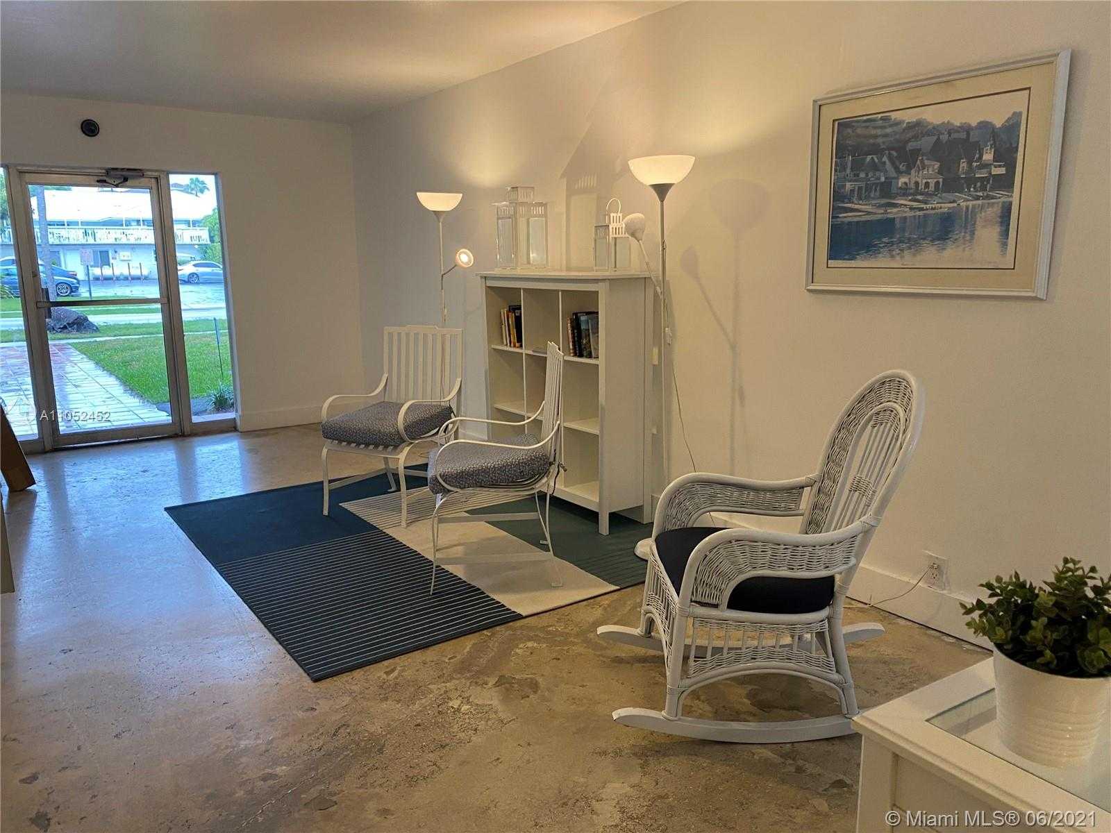 Small Image of 251 GALEN DR #303E, Key Biscayne Number 4