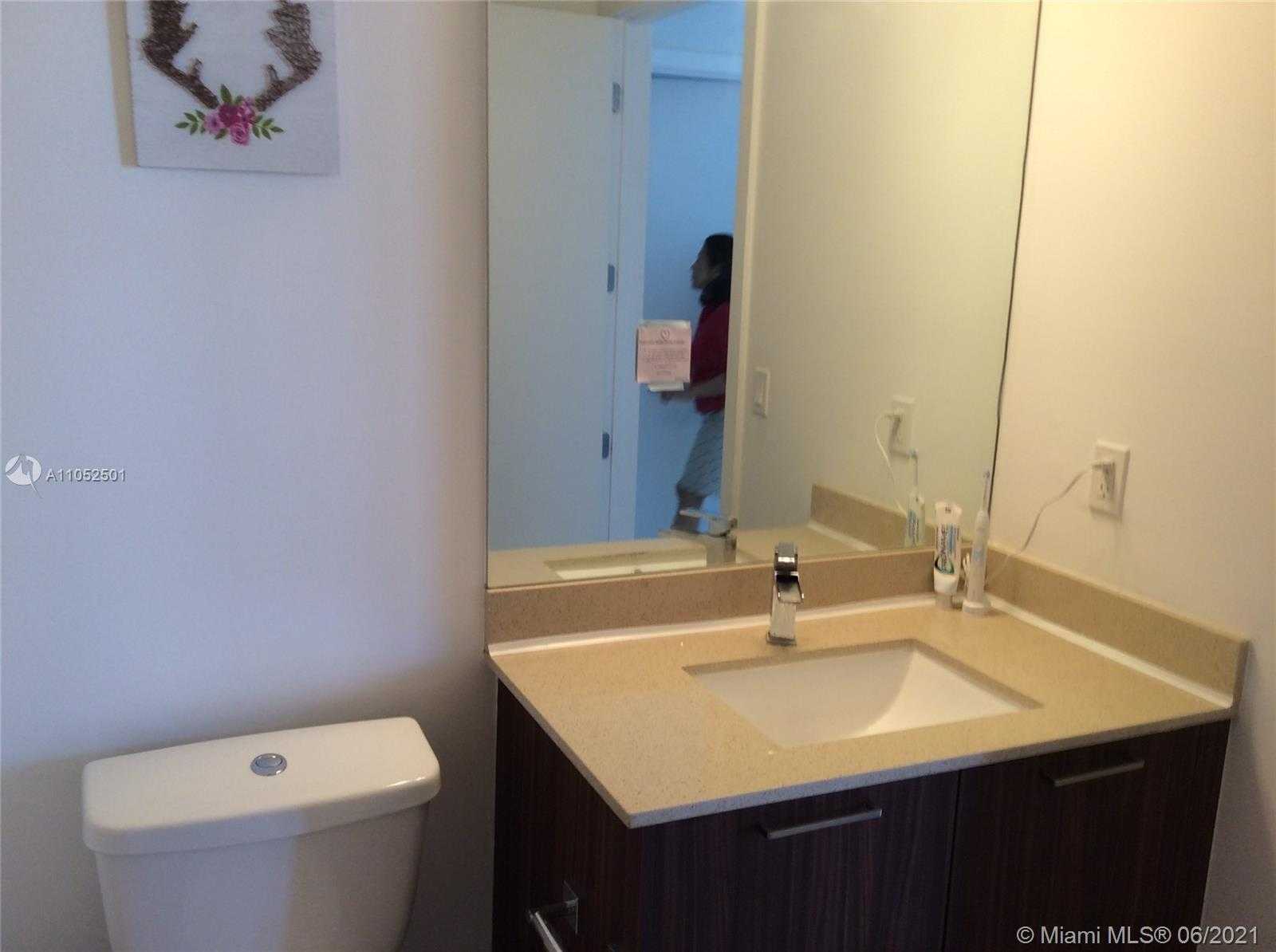 Small Image of 5252 NORTH WEST 85TH AVE #2105, Doral Number 14