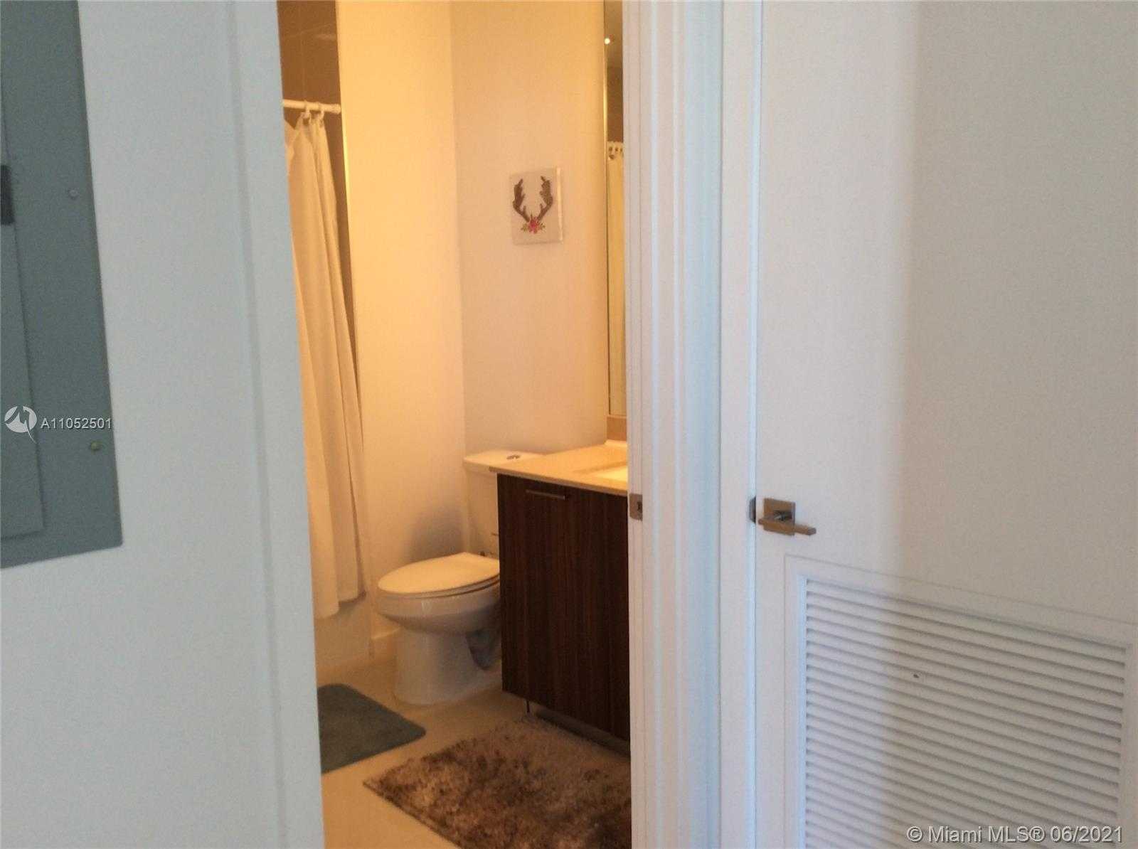 Small Image of 5252 NORTH WEST 85TH AVE #2105, Doral Number 18