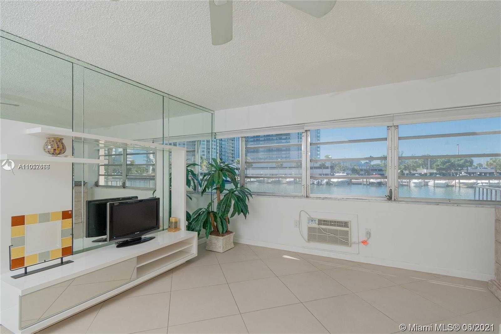 Small Image of 220 KINGS POINT DR #105, Sunny Isles Beach Number 3