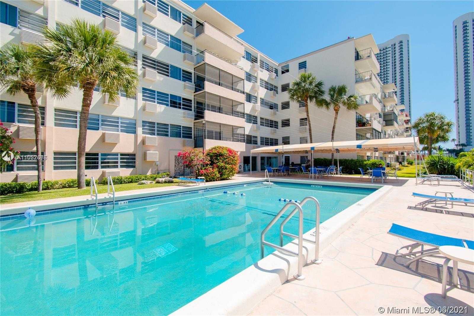 Small Image of 220 KINGS POINT DR #105, Sunny Isles Beach Number 8