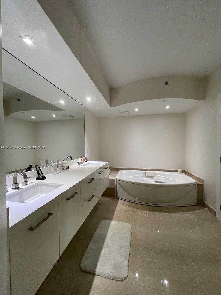 Small Image of 400 ALTON RD #504, Miami Beach Number 10