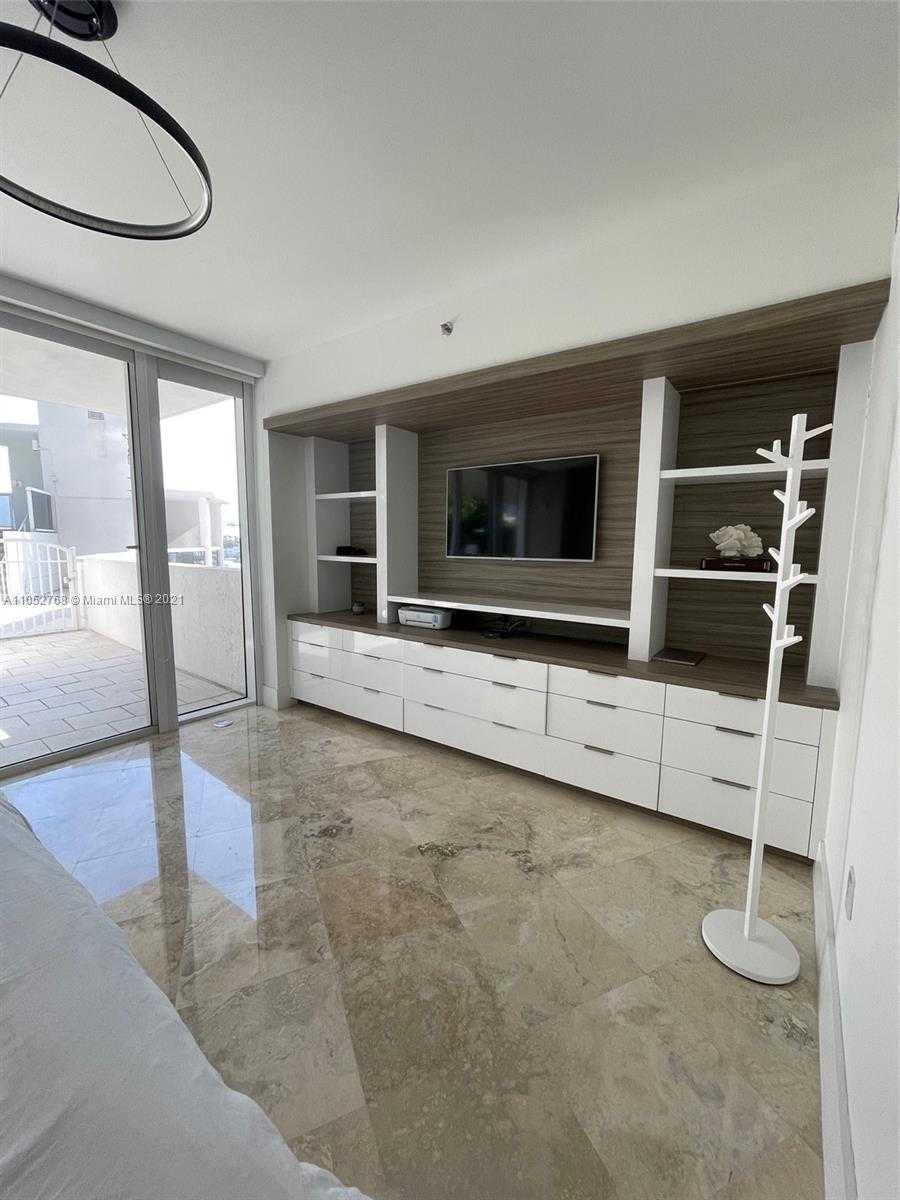 Small Image of 400 ALTON RD #504, Miami Beach Number 8