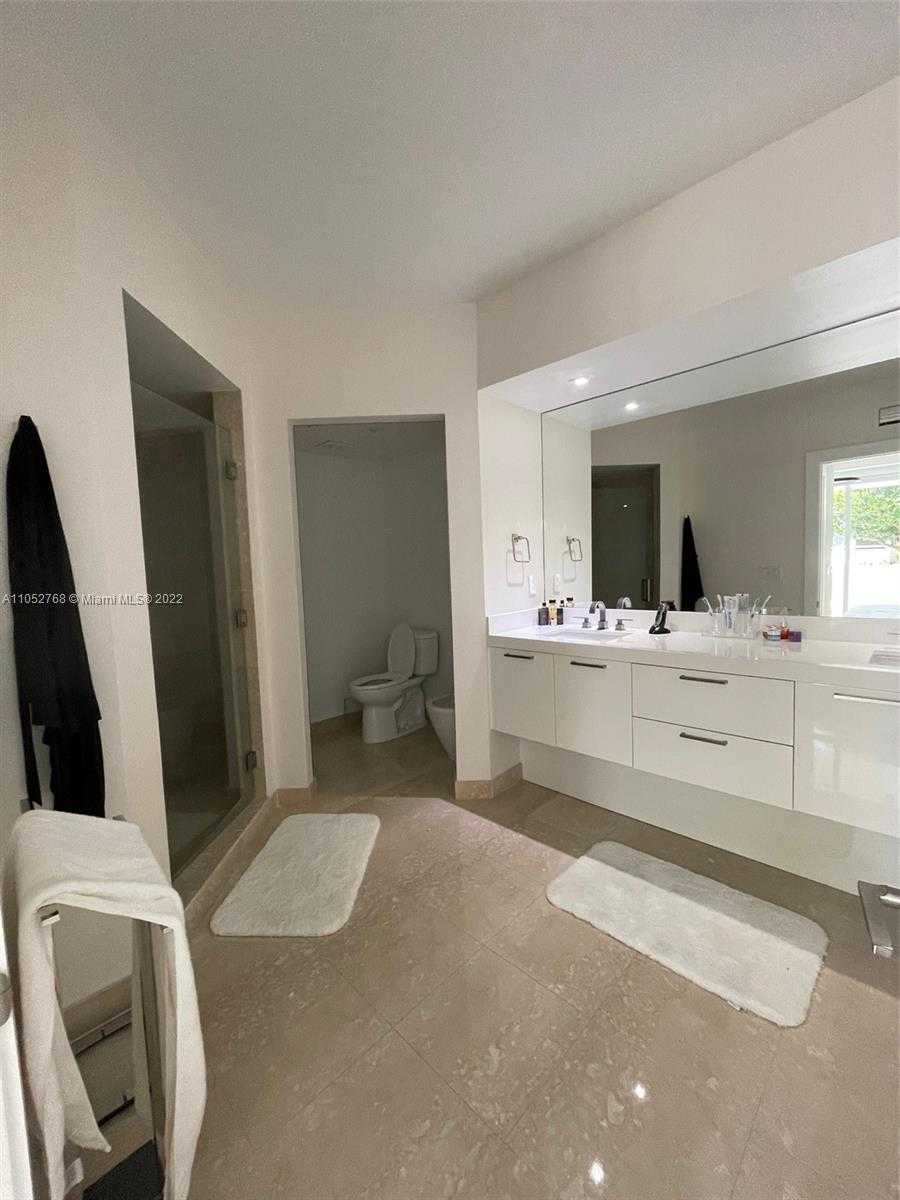 Small Image of 400 ALTON RD #504, Miami Beach Number 9