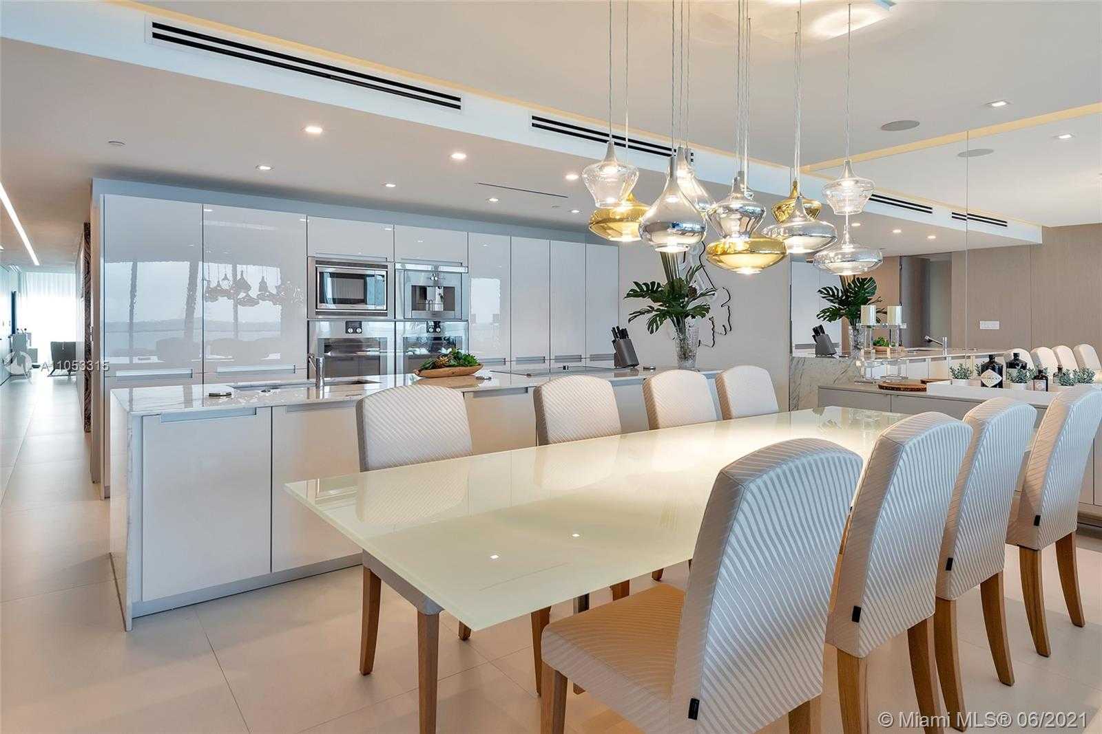 Small Image of 321 OCEAN DR #500, Miami Beach Number 17