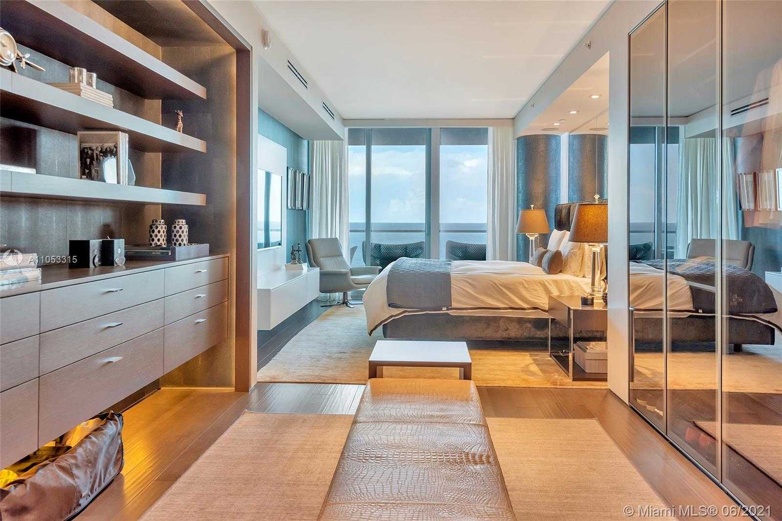 Small Image of 321 OCEAN DR #500, Miami Beach Number 20