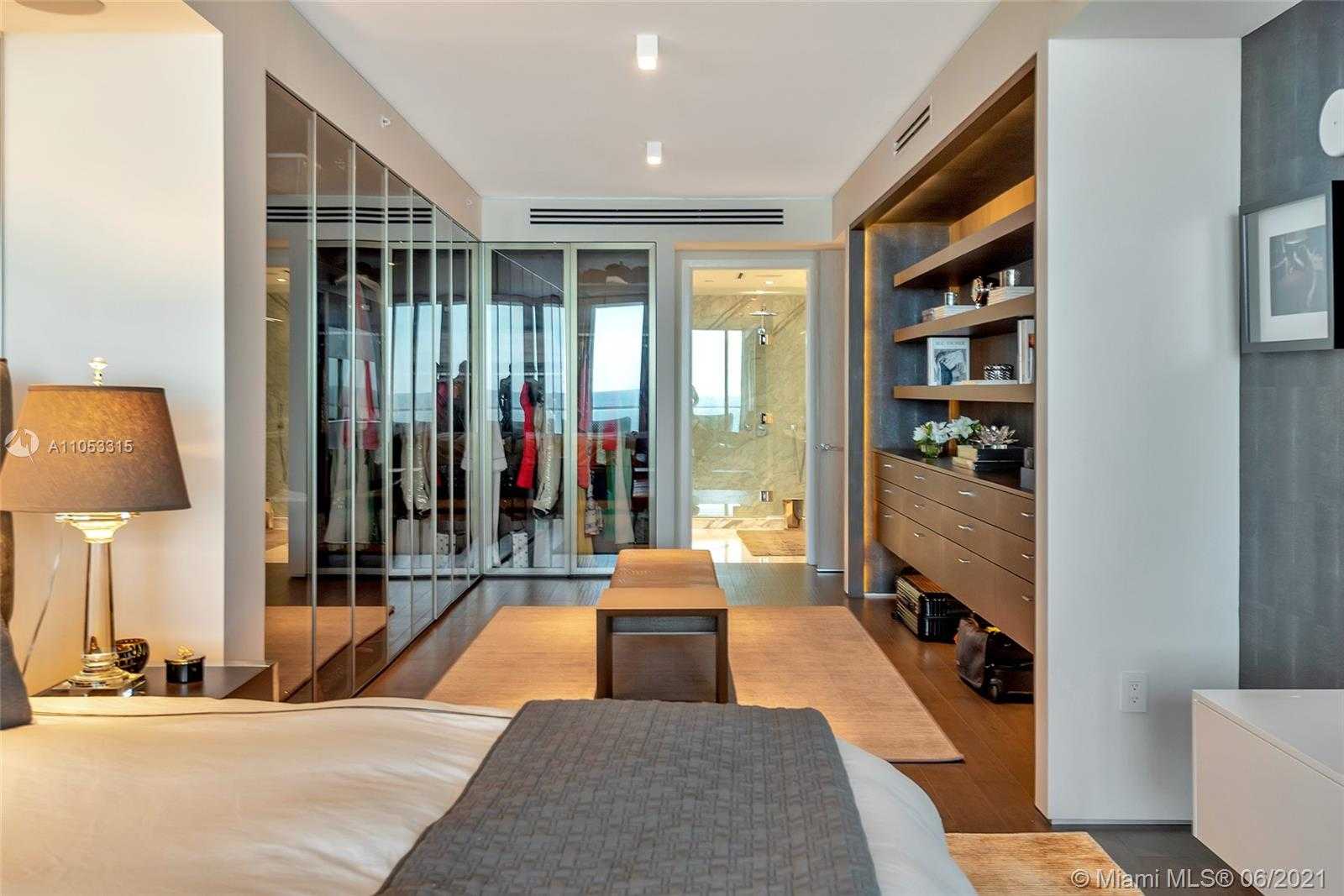 Small Image of 321 OCEAN DR #500, Miami Beach Number 23