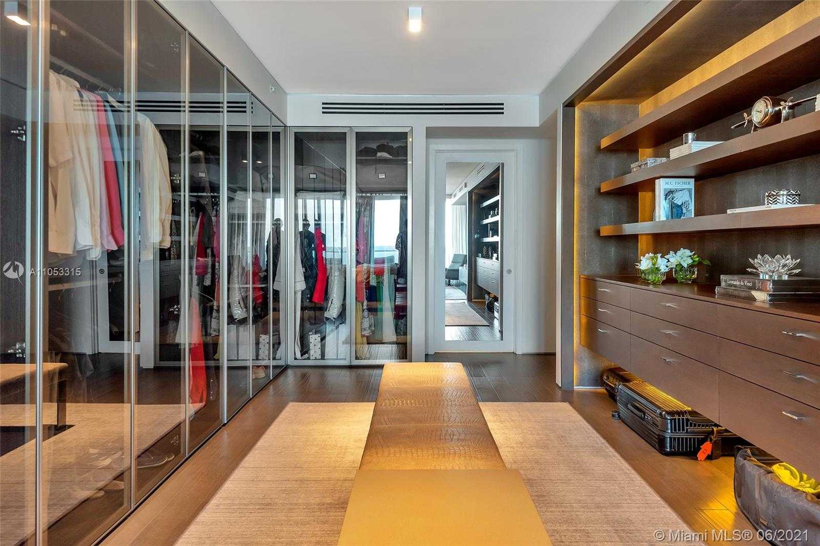 Small Image of 321 OCEAN DR #500, Miami Beach Number 26
