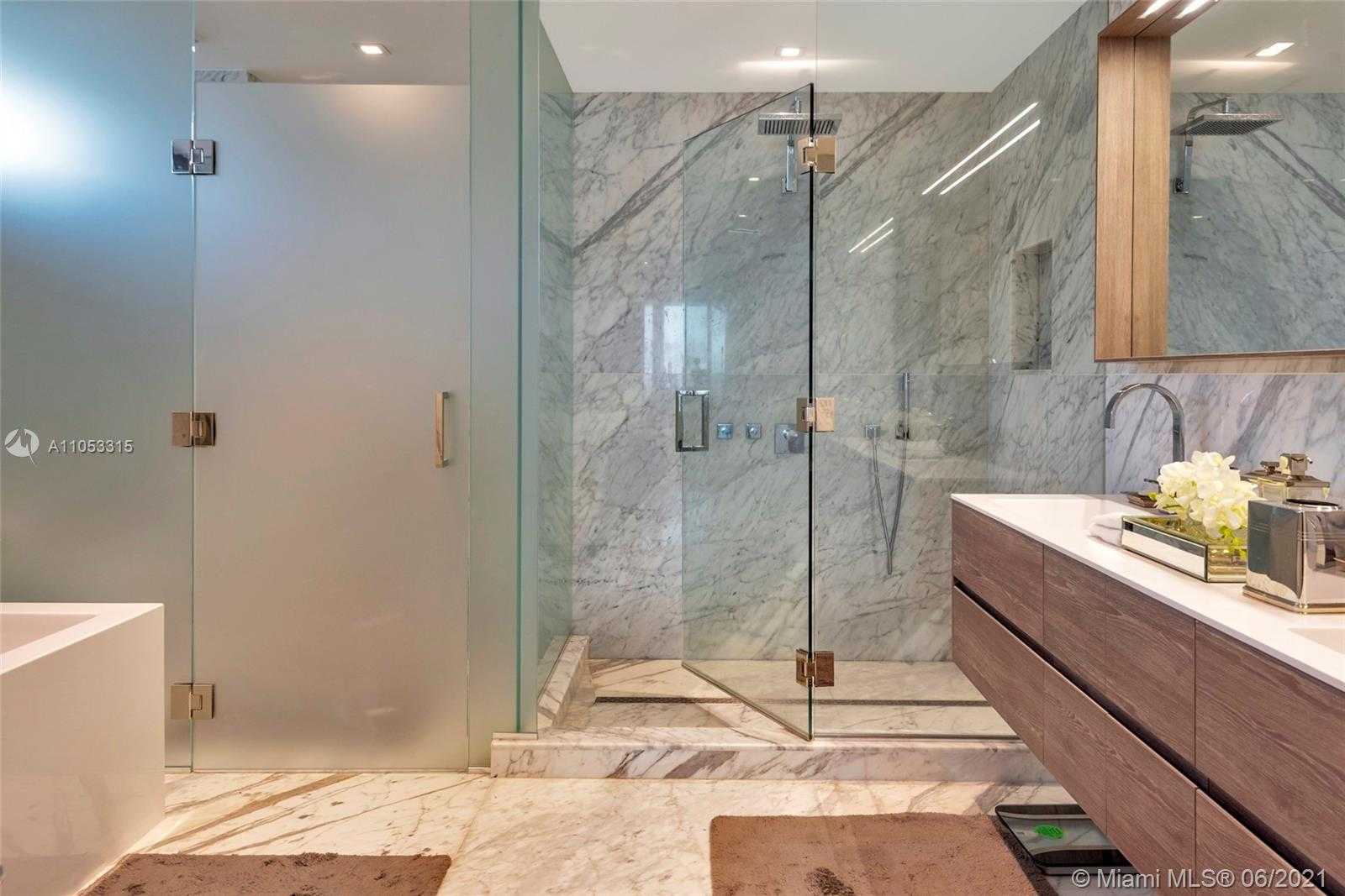 Small Image of 321 OCEAN DR #500, Miami Beach Number 27